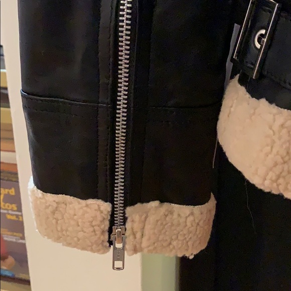 Leather aviator jacket with faux shearling - Picture 5 of 13